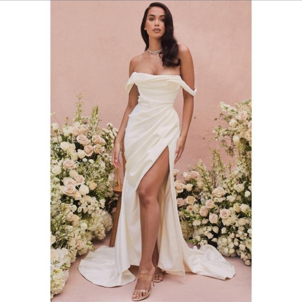House of CV wedding gown